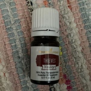 Thieves Vitality essential oil blend